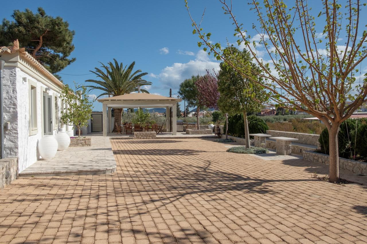 Traditional Guest House Grandma Vitsa In Ermioni Bagian luar foto